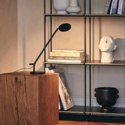 Artemide Demetra Micro Tavolo LED 11 Artemide Demetra Micro Tavolo LED -Helles Licht 002 Artemide Demetra Micro Tavolo LED ambient2 1737e0a2a0db61ffa966086a86a34776