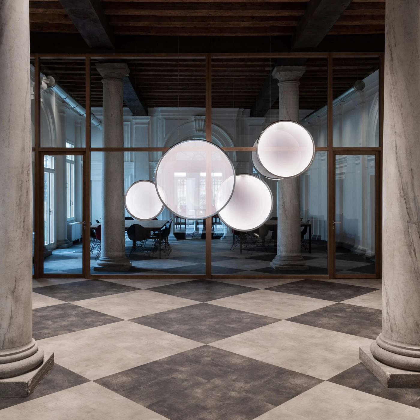 Artemide Discovery Vertical 100 4 Artemide Discovery Vertical 100 – Bild 2