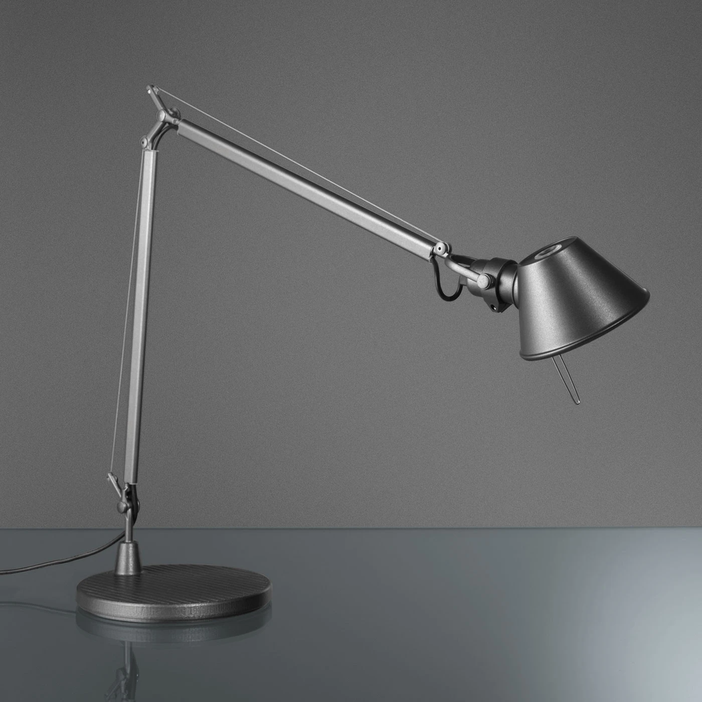 Artemide Tolomeo Midi Tavolo LED 4 Artemide Tolomeo Midi Tavolo LED – Bild 2