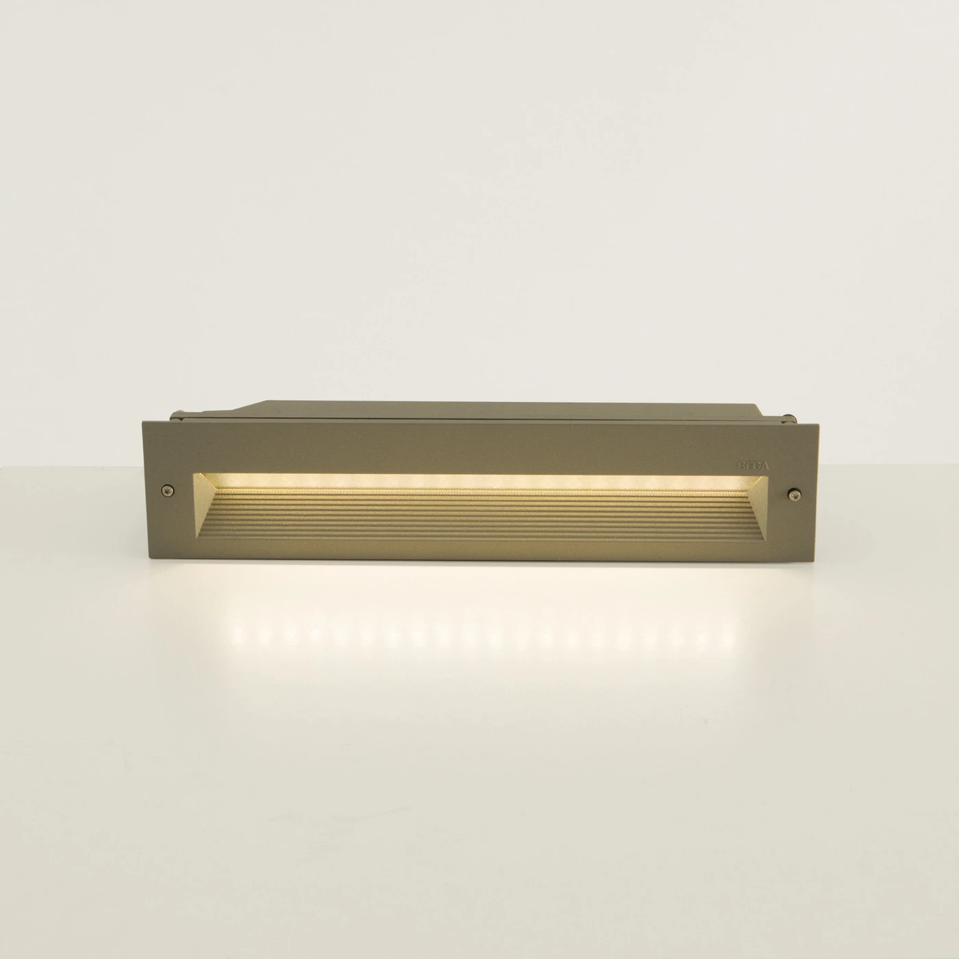 Bega 33055 Wandeinbauleuchte LED 4 Bega 33055 Wandeinbauleuchte LED – Bild 2