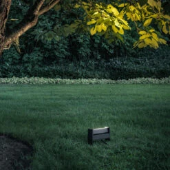 IP44.de Slat Spike 10 IP44.de Slat Spike -Helles Licht 002 IP44 de Slat Spike Bodenstrahler ambient 94401 grau 09b2bd88f27ddcc23e263178f78c42be