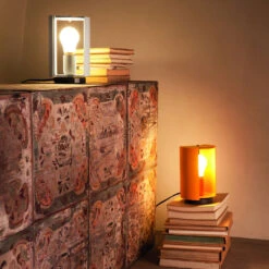 Nemo Pivotante À Poser -Helles Licht 002 Nemo Pivotante A Poser Tisch Ambient1 86710 86711 Weiss Gelb 5f7dbf35d717f72fa4fdd7e57559ba3f