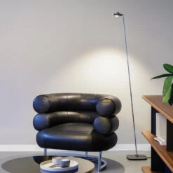 Oligo Kelveen Stehleuchte -Helles Licht 002 Oligo Kelveen Stehleuchte ambient2 01d5714f5c117bea6e5755325570aabb