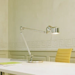 Serien Lighting Job Table -Helles Licht 002 Serien Lighting Job Table Tisch ambient2 41ba09e459c419d1a675ad65d57c6e85