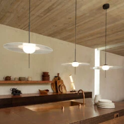 DCWéditions Mono L600 -Helles Licht 002 dcweditions mono l500 ambient3 9c16fc4722a634f1065fee0fecd3c457