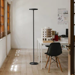 Helles Licht -Helles Licht 002 rotaliana sol f1 ambient1 54fecec9919003a68043e7cda0702eed