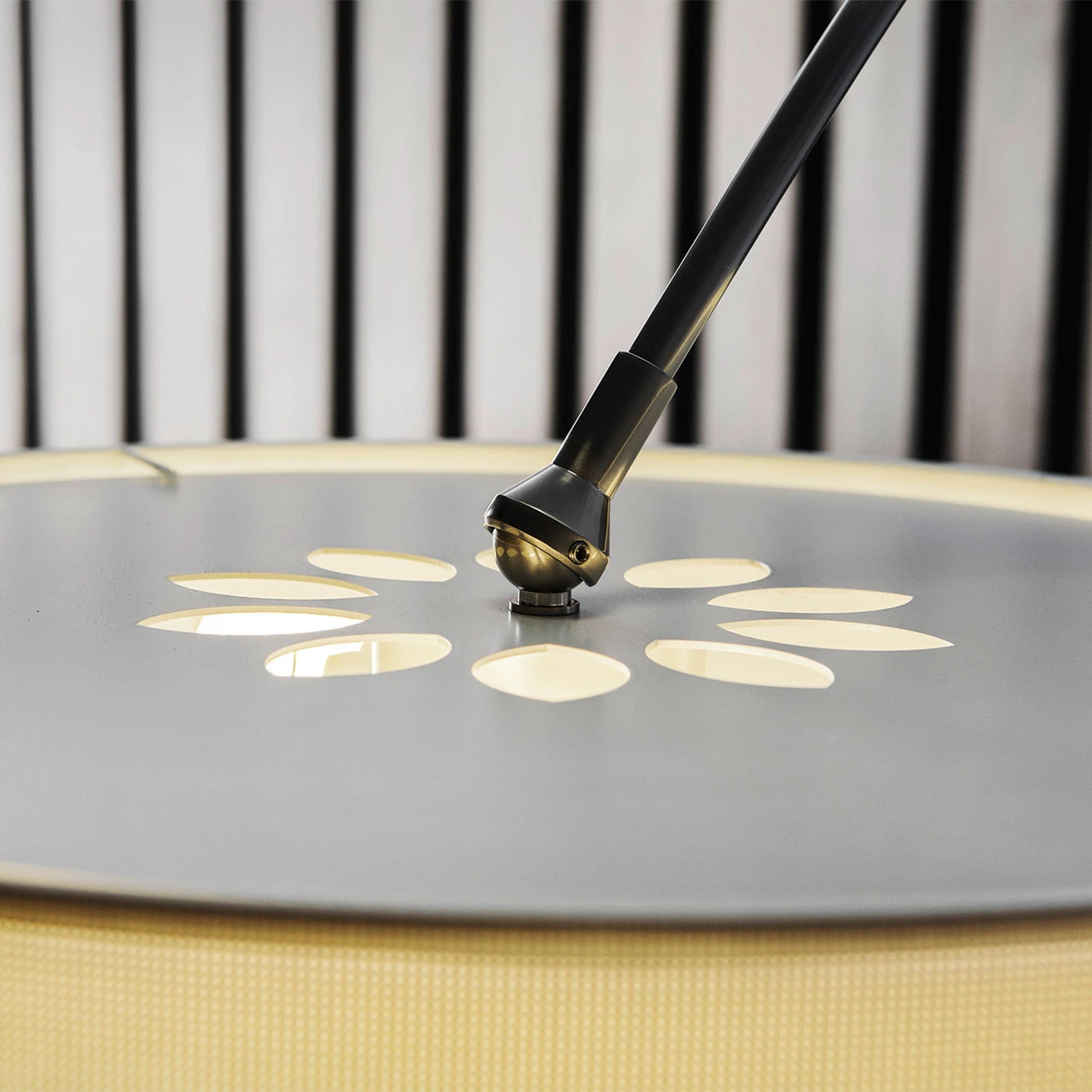 Estiluz Iris P-2718 7 Estiluz Iris P-2718 – Bild 5