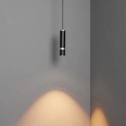 LDM Kyno Tavolo Trio Aufbau 2700K Klar -Helles Licht 004 LDM Kyno Tavolo Trio Aufbau Pendel detail2 c7c3cdbc5e6be0ccf1520d5b02976970