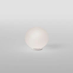 Rotaliana Flow Glass T4 9 Rotaliana Flow Glass T4 -Helles Licht 004 Rotaliana Flow Glass T4 Tisch detail 9a1171561df1d42d9c471c0dc6b794ef