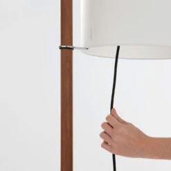 Santa & Cole TMM -Helles Licht 004 Santa Cole TMM Steh detail6 4ebe93dbb4c2a4d40796ea0d2da8734e