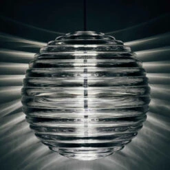Tom Dixon Press Sphere Pendant 11 Tom Dixon Press Sphere Pendant -Helles Licht 004 Tom Dixon Press Sphere Pendant detail 126320 transparent 903fb201fdaa517db1555ad7a759bc57