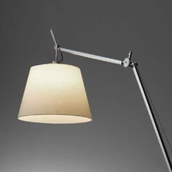 Artemide Tolomeo Mega Tavolo Mit Dimmer -Helles Licht 004 artemide tolomeo mega morsetto 1400x1400 detail 33c9e77adec8343ba5dfa669b36671d2