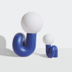 Petite Friture Neotenic Table Large 19 Petite Friture Neotenic Table Large -Helles Licht 004 petite friture neotenic table large detail4 ffaaa9311c3ec9234d07f3171658a093