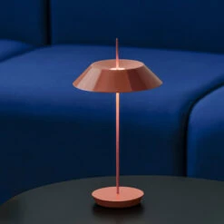 Vibia Mayfair Mini 5495 Akku Tischleuchte -Helles Licht 005 Vibia Mayfair Mini 5495 Tisch total 123941 terra rot 48c7a8ca44d1ba21d2ad7e1bc02bc6da