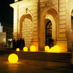 Moonlight 750 Mm MFL Vollkugel Mit Flexiblem Sockel -Helles Licht 005 moonlight kugelleuchte 1400x1400 ambiente 09 efc852f4ae46543e9857179749d5e8b8