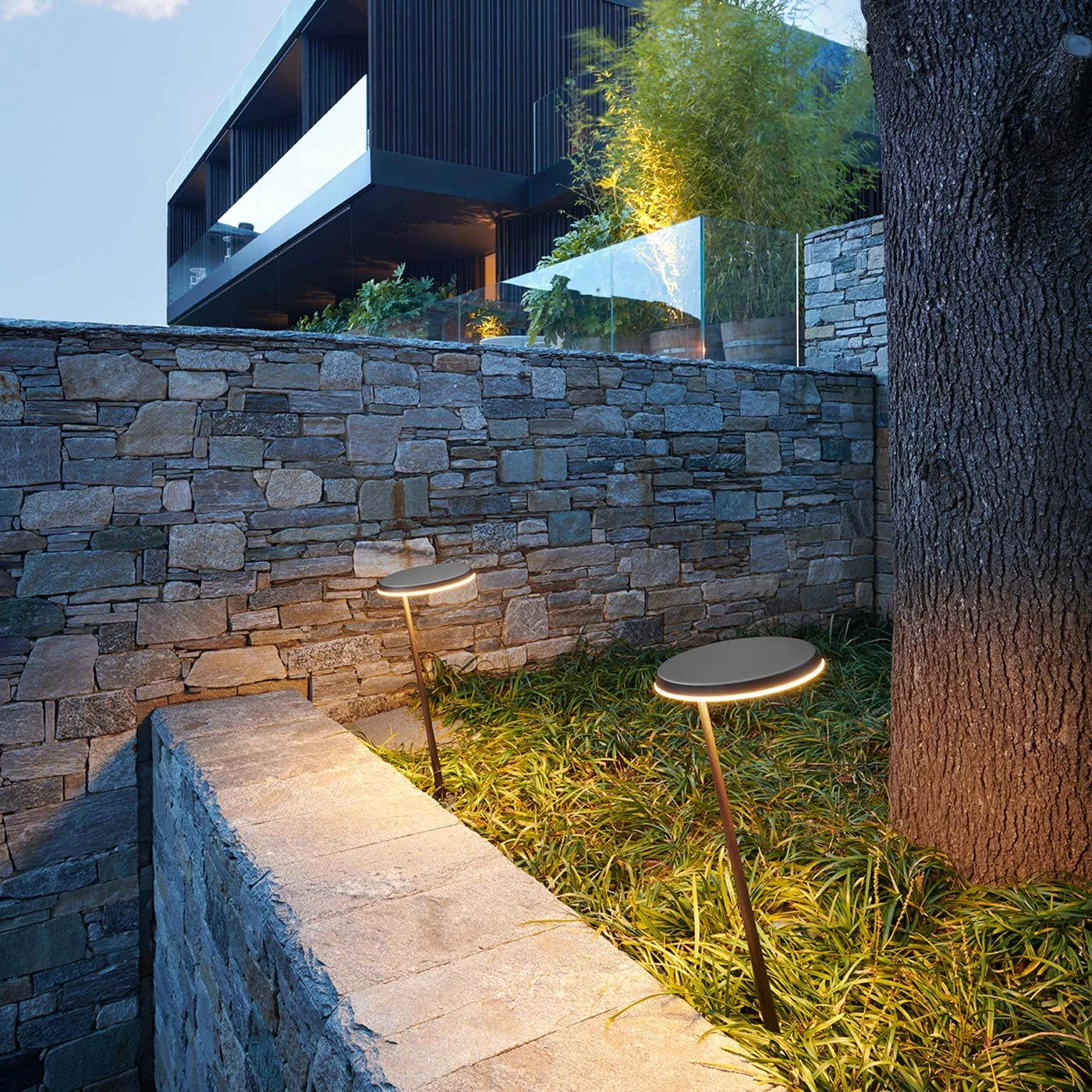 Oluce Amanita 319 6 Oluce Amanita 319 – Bild 4