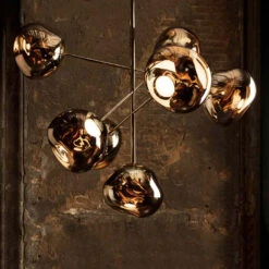 Tom Dixon Melt Chandelier Large -Helles Licht 006 Tom Dixon Melt Chandelier Large ambient 126312 Gold 8c556bb8748b540b8d2f5ce6a19b6f19