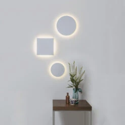 Astro Eclipse Round 350 Wandleuchte -Helles Licht 007 Astro Eclipse Round 350 Wand ambient 104656 weiss 0767ba566dc466575ee73b2e4321845e