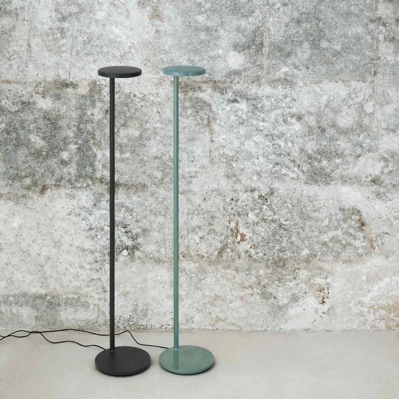 Flos Oblique Floor USB-C 9 Flos Oblique Floor USB-C – Bild 7