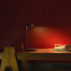 Flos Oblique Qi -Helles Licht 010 Flos Oblique Qi Tisch ambient 6ef2269a1c11d21d1f813b8ef4856875